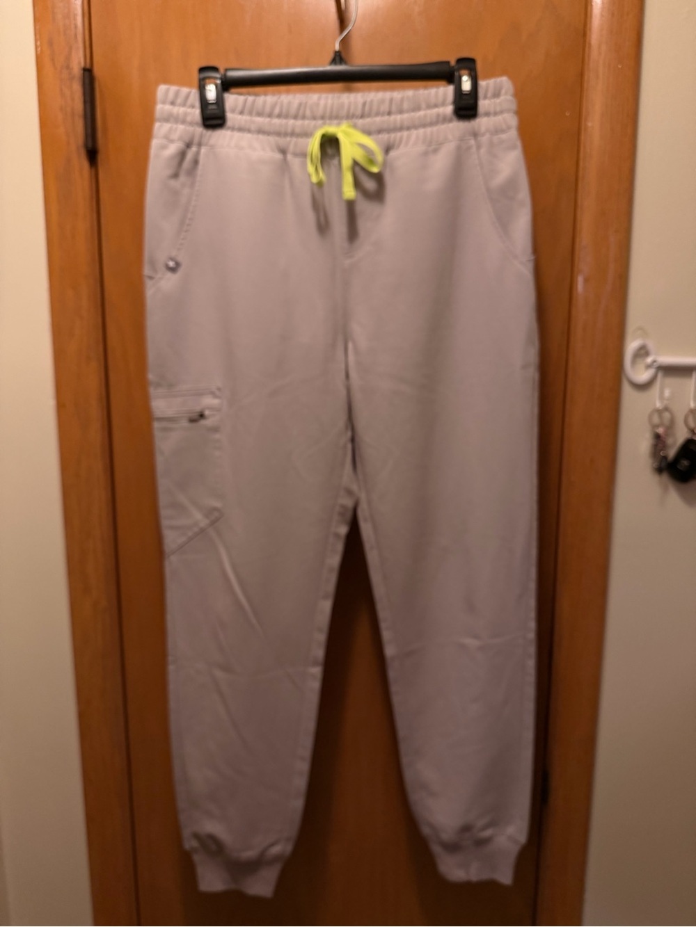 Figs Bundle of 5 Zamora HW Joggers Scrub Pants - Picture 3 of 5